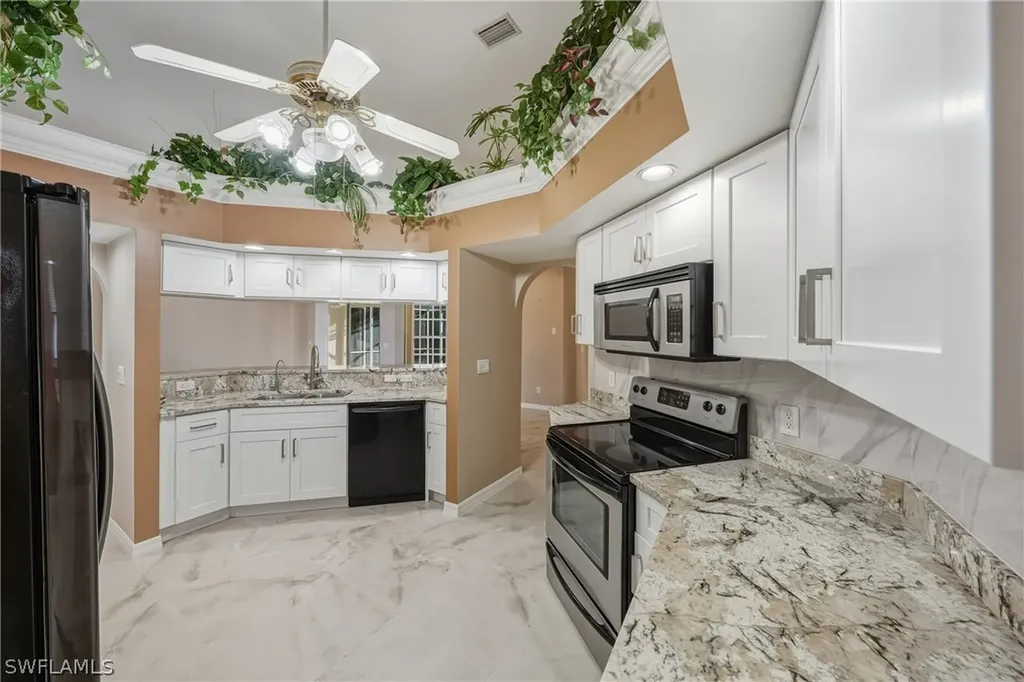 128 Heritage Way Naples FL 34110