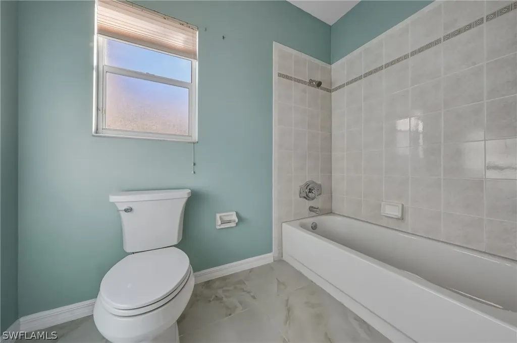 128 Heritage Way Naples FL 34110