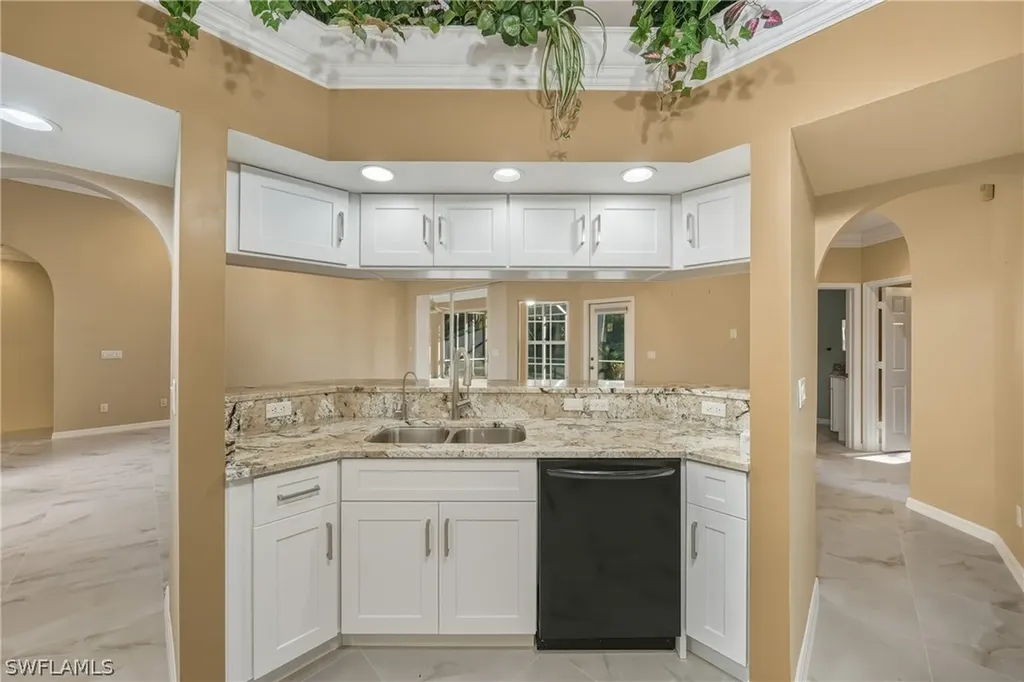 128 Heritage Way Naples FL 34110