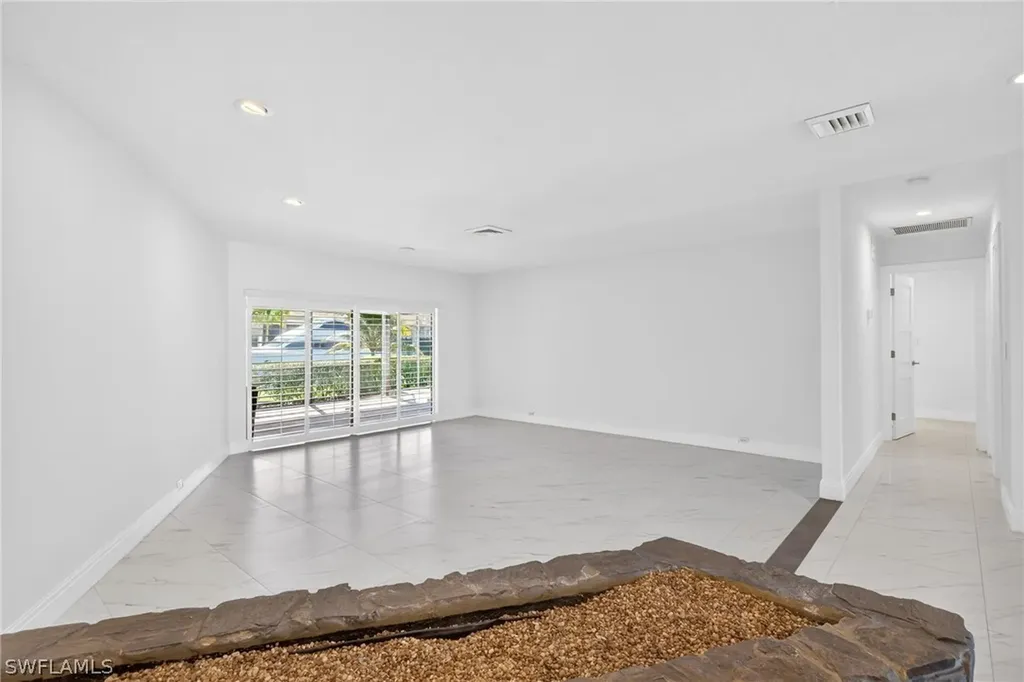 6824 Danah Court Fort Myers FL 33908