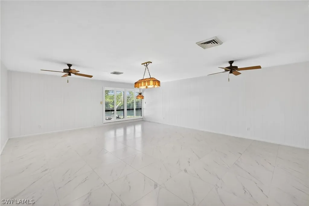 6824 Danah Court Fort Myers FL 33908