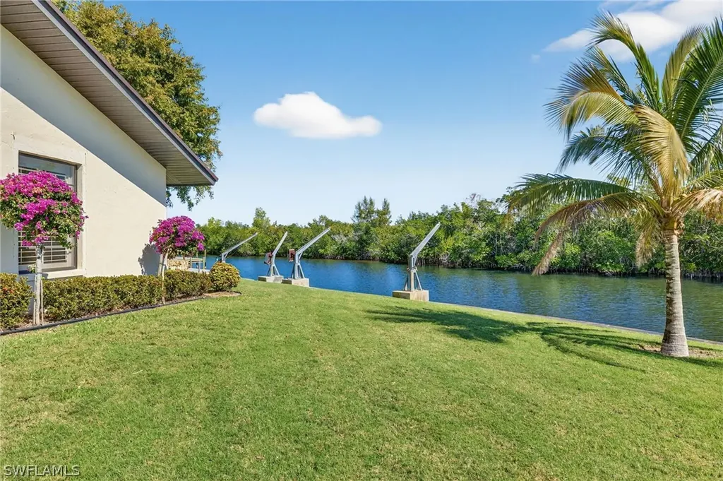 6824 Danah Court Fort Myers FL 33908