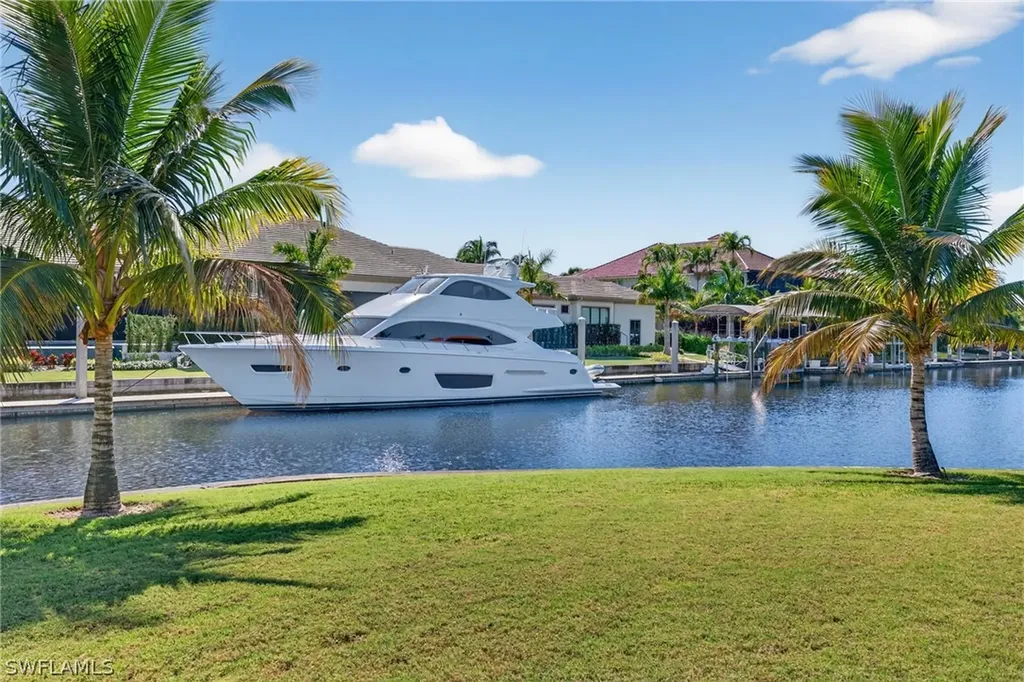 6824 Danah Court Fort Myers FL 33908