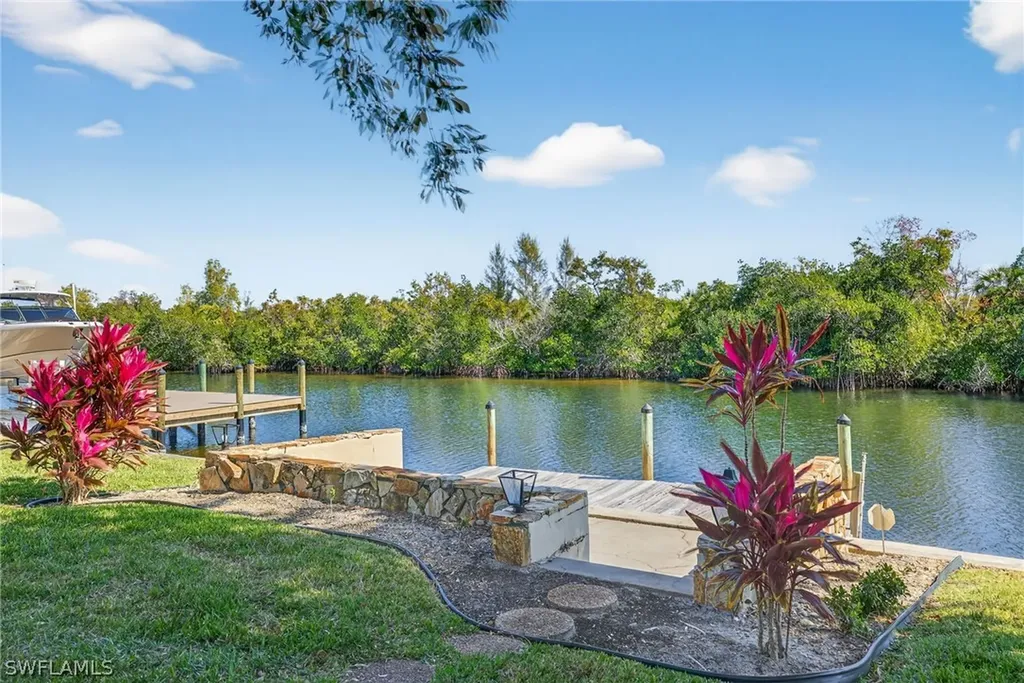 6824 Danah Court Fort Myers FL 33908