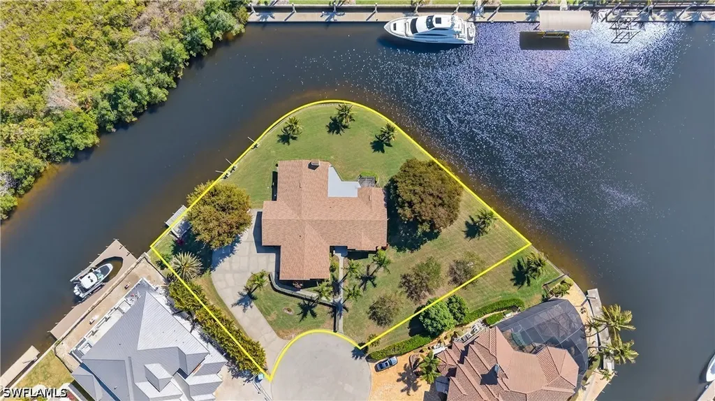 6824 Danah Court Fort Myers FL 33908