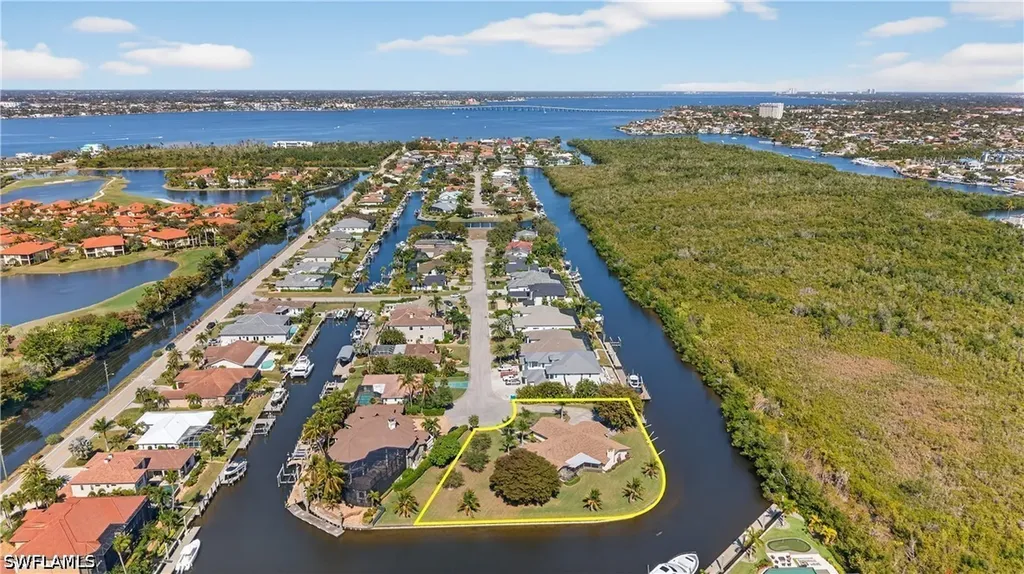 6824 Danah Court Fort Myers FL 33908