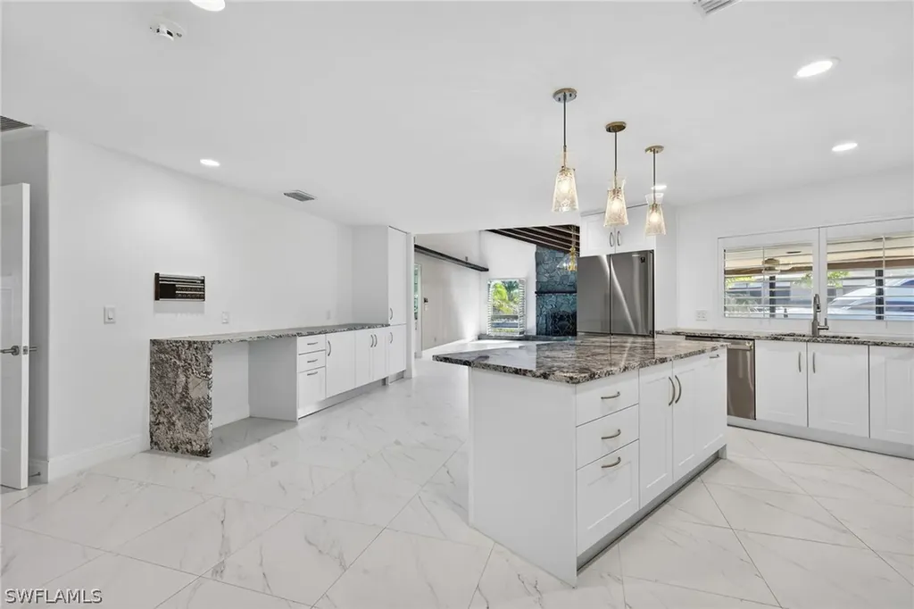 6824 Danah Court Fort Myers FL 33908