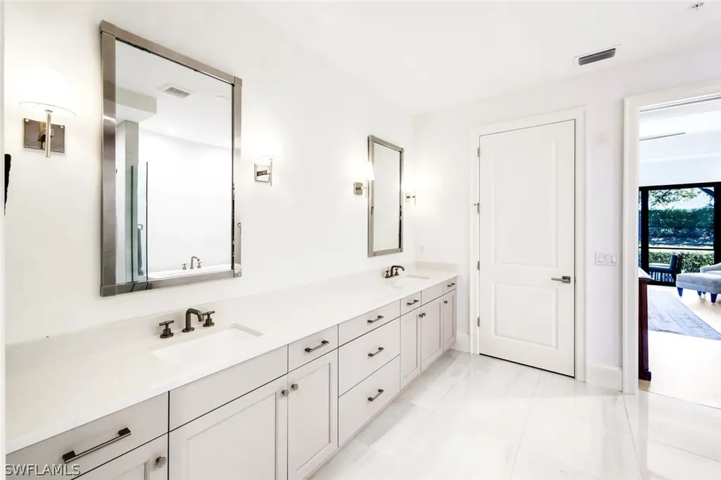 16320 Corsica Way Naples FL 34110