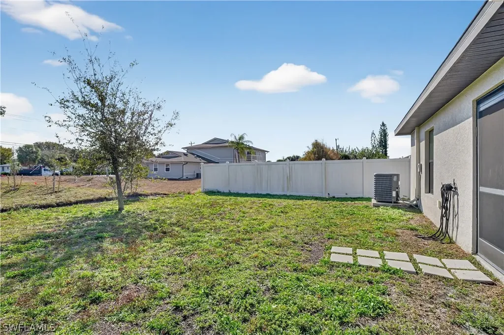 3415/3417 SW 8th Place Cape Coral FL 33914
