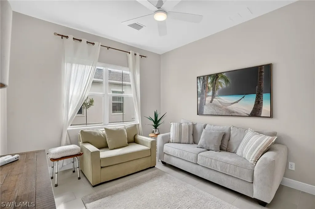 9195 Cayman Drive Naples FL 34114