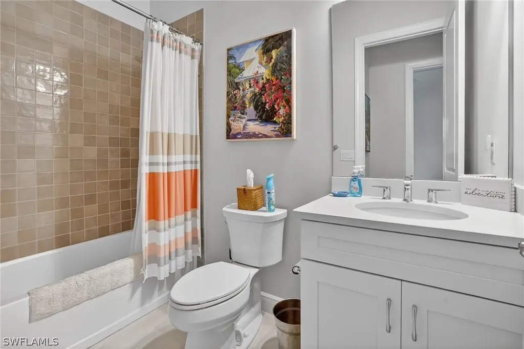 9195 Cayman Drive Naples FL 34114