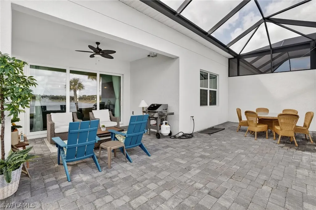 9195 Cayman Drive Naples FL 34114