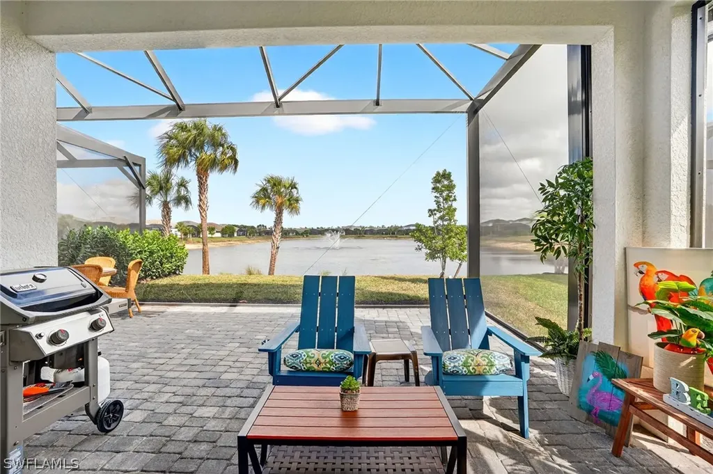 9195 Cayman Drive Naples FL 34114