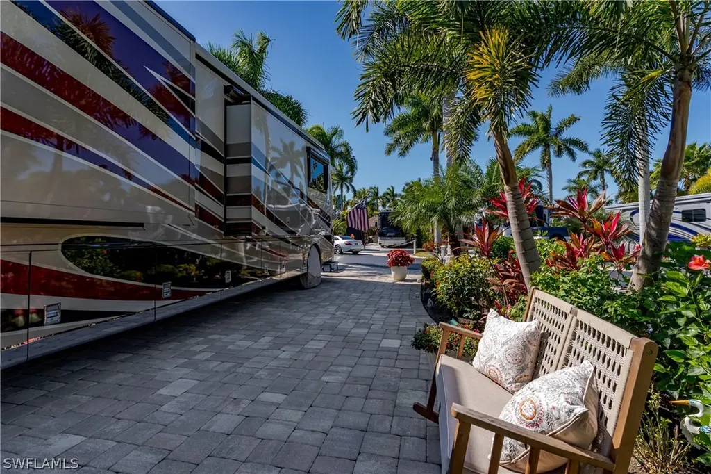 13583 Snook Circle Naples FL 34114