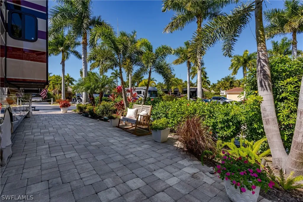 13583 Snook Circle Naples FL 34114
