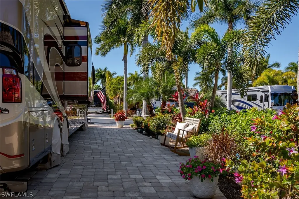 13583 Snook Circle Naples FL 34114