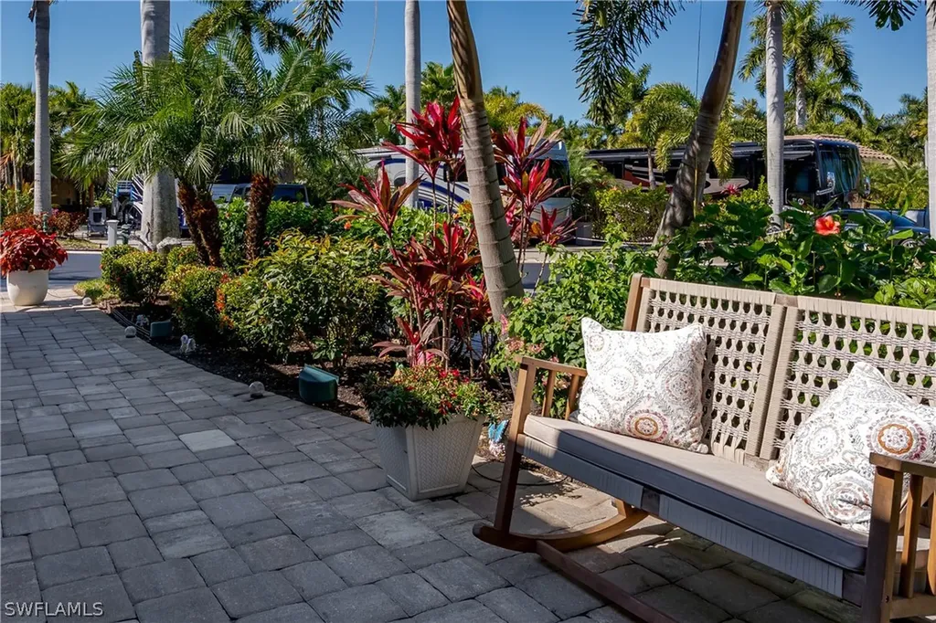 13583 Snook Circle Naples FL 34114
