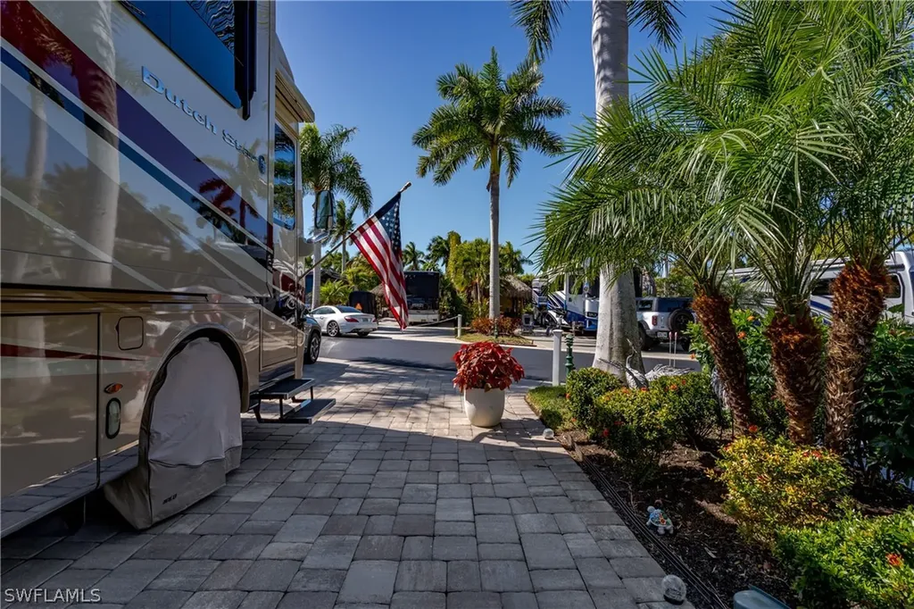 13583 Snook Circle Naples FL 34114