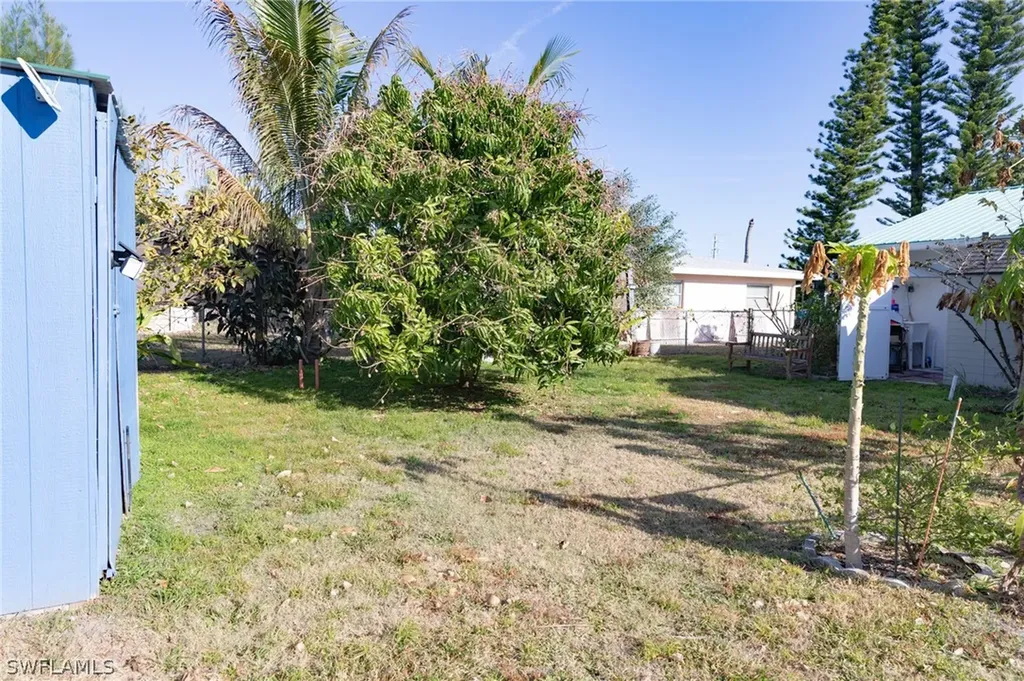 18568 Flamingo Road Fort Myers FL 33967