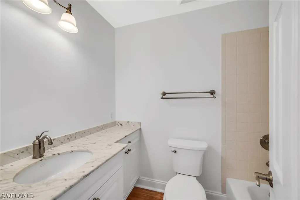 27008 Oakwood Lake Drive Bonita Springs FL 34134