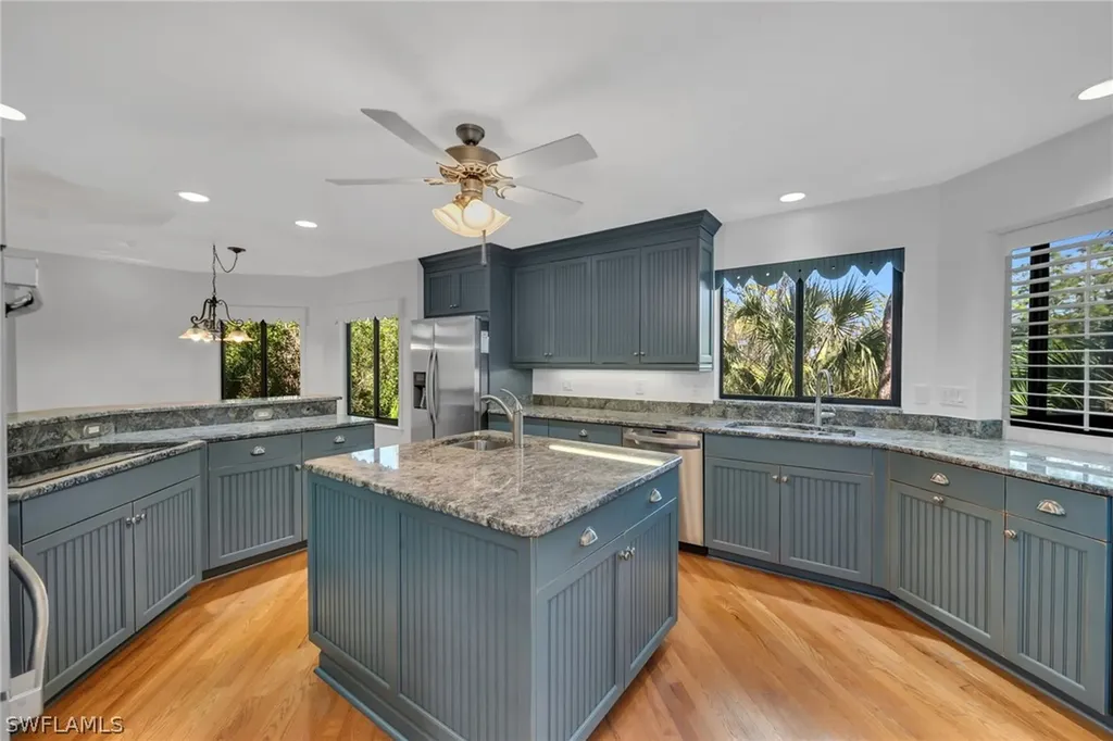 27008 Oakwood Lake Drive Bonita Springs FL 34134