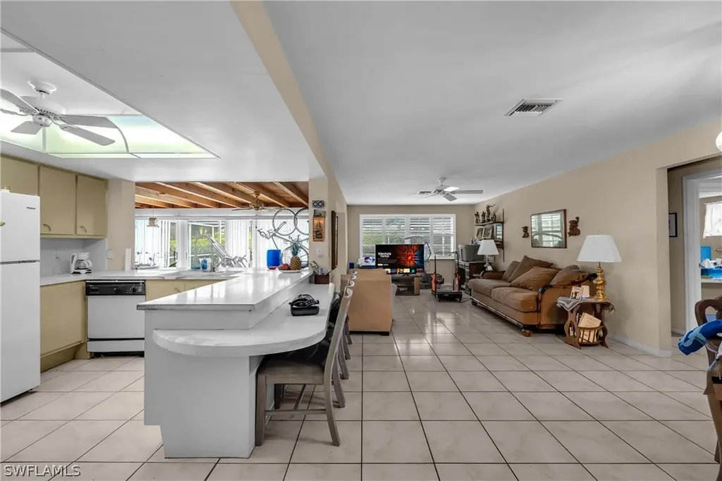 690 Murex Drive Naples FL 34102
