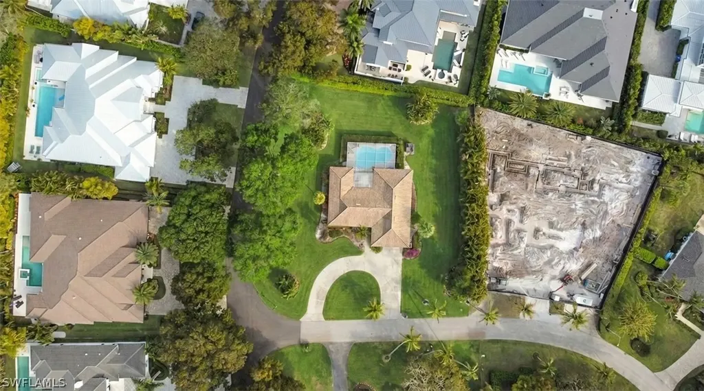 690 Murex Drive Naples FL 34102