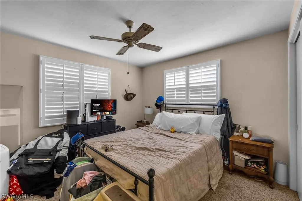 690 Murex Drive Naples FL 34102