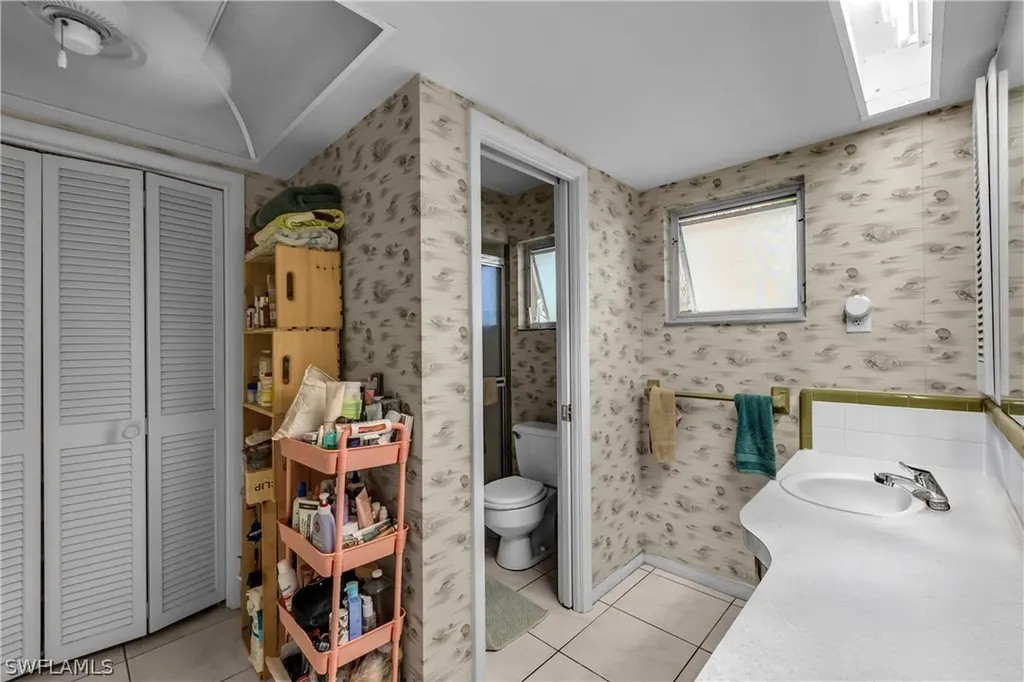 690 Murex Drive Naples FL 34102