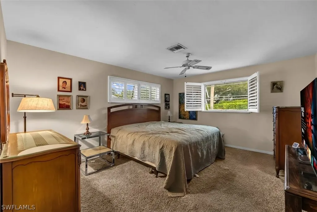 690 Murex Drive Naples FL 34102