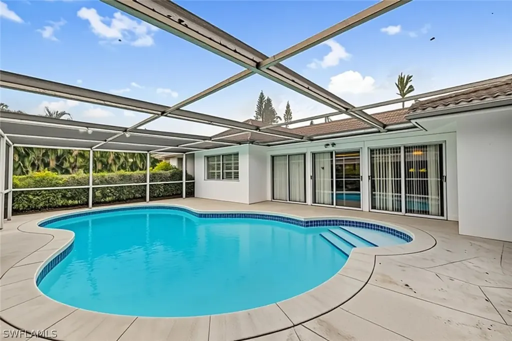 690 Murex Drive Naples FL 34102