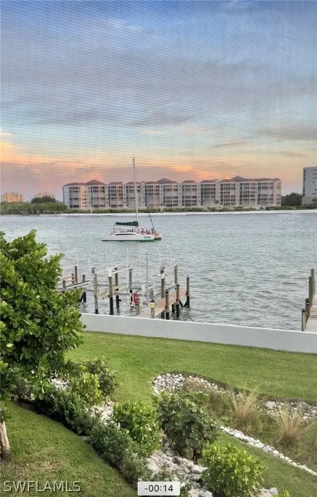 410 La Peninsula Boulevard Naples FL 34113