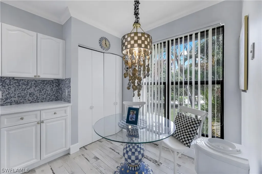 410 La Peninsula Boulevard Naples FL 34113