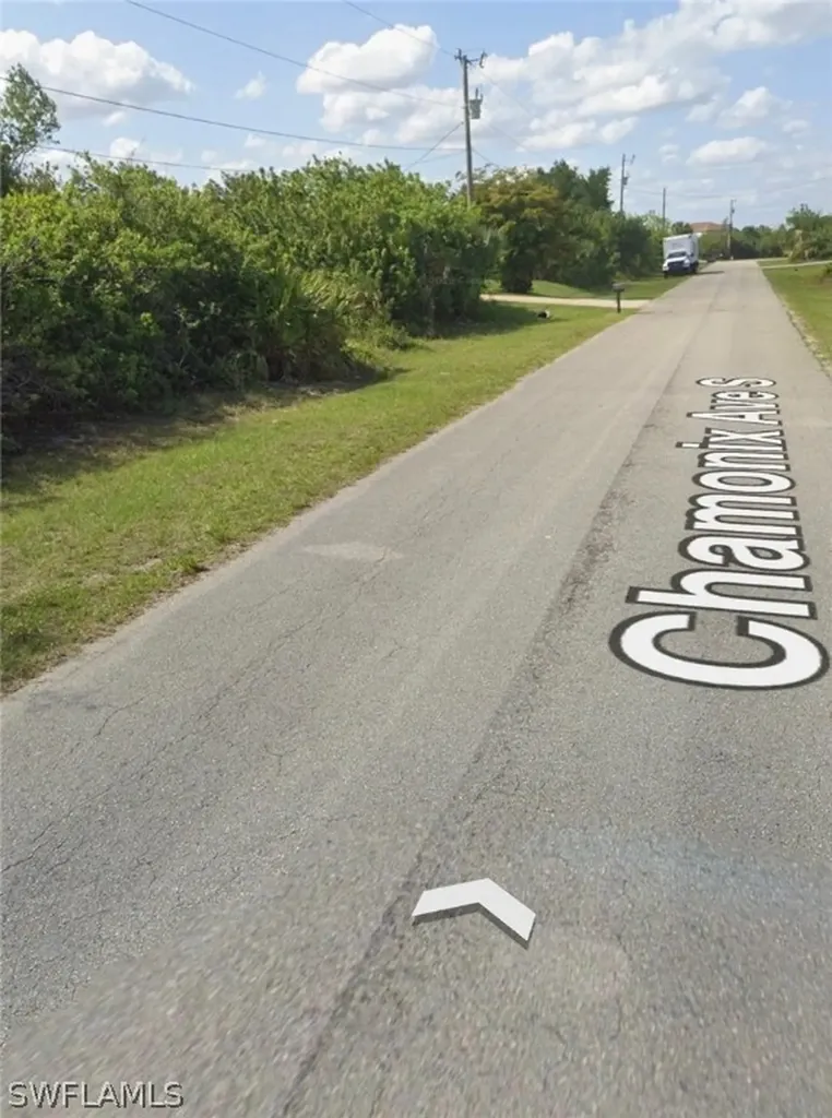 528 Chamonix Avenue S Lehigh Acres FL 33974
