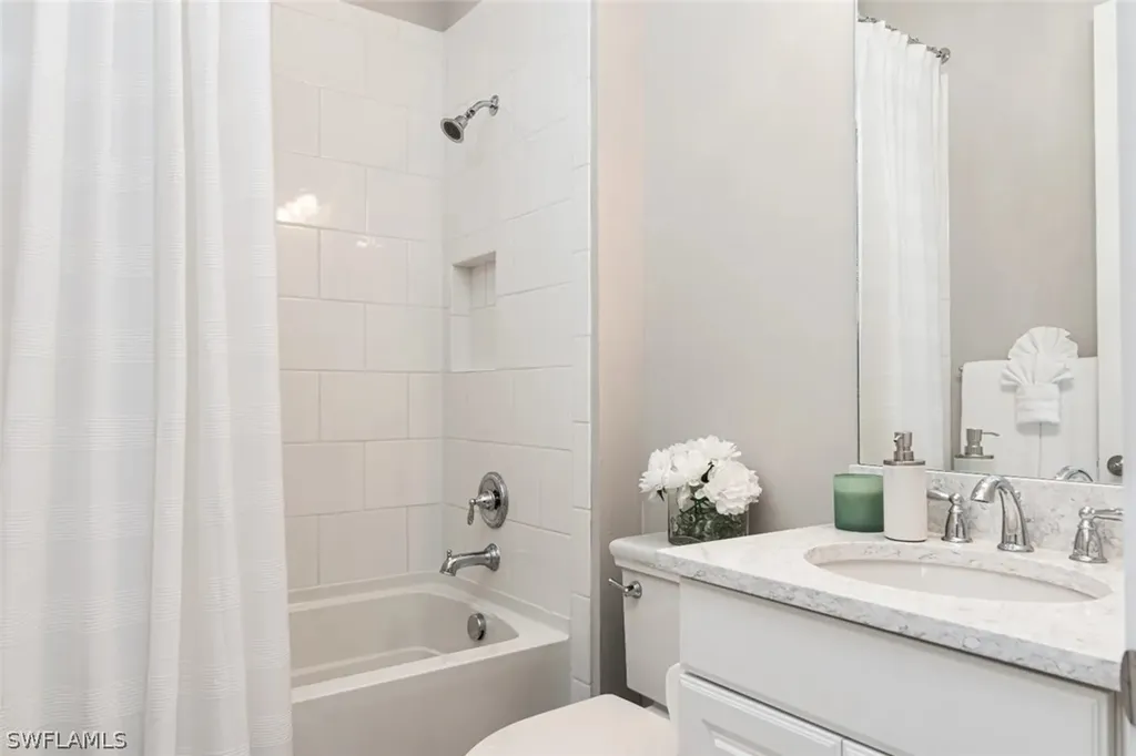 9451 Montelanico Loop Naples FL 34119