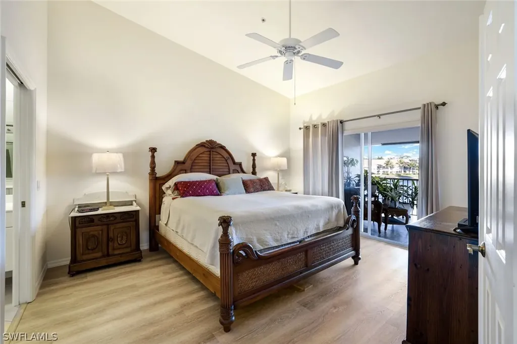 2347 Hidden Lake Court Naples FL 34112