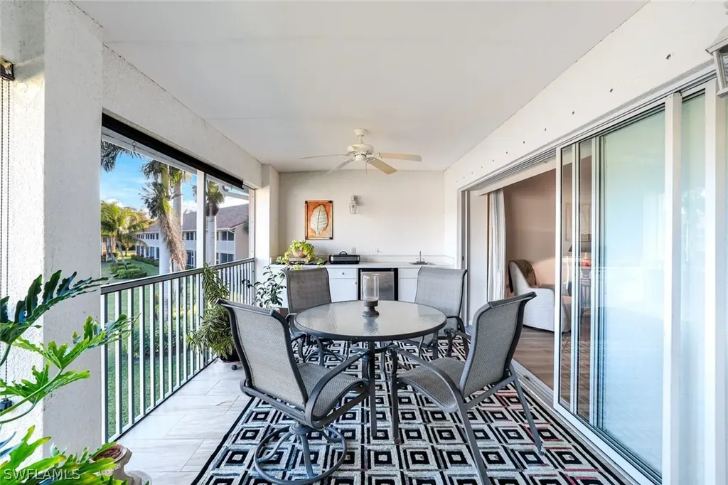 2347 Hidden Lake Court Naples FL 34112