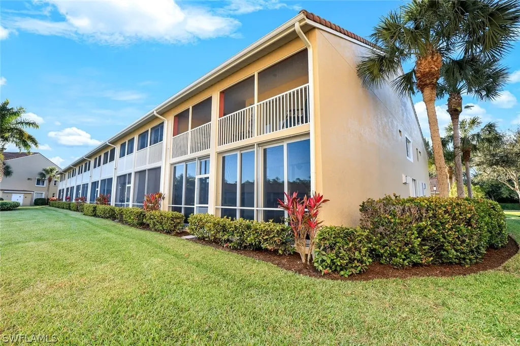2347 Hidden Lake Court Naples FL 34112