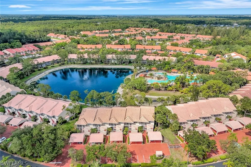 2347 Hidden Lake Court Naples FL 34112
