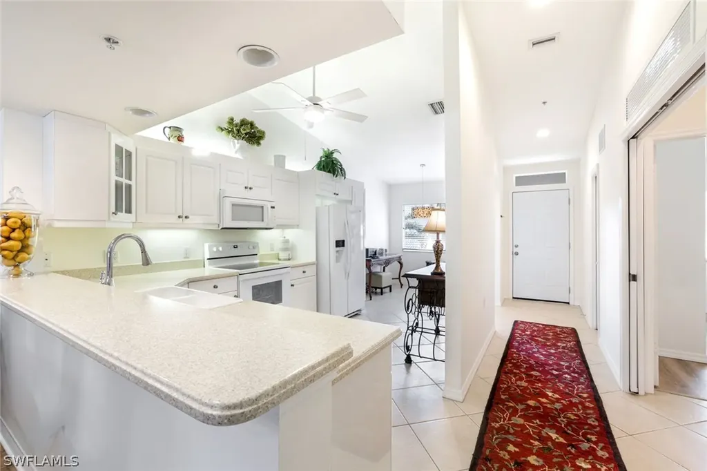 2347 Hidden Lake Court Naples FL 34112