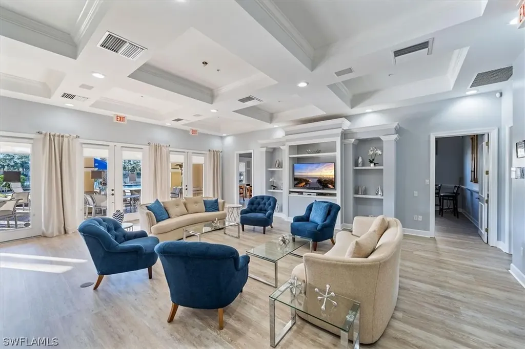 1760 Tarpon Bay Drive S Naples FL 34119
