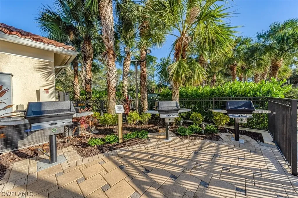 1760 Tarpon Bay Drive S Naples FL 34119