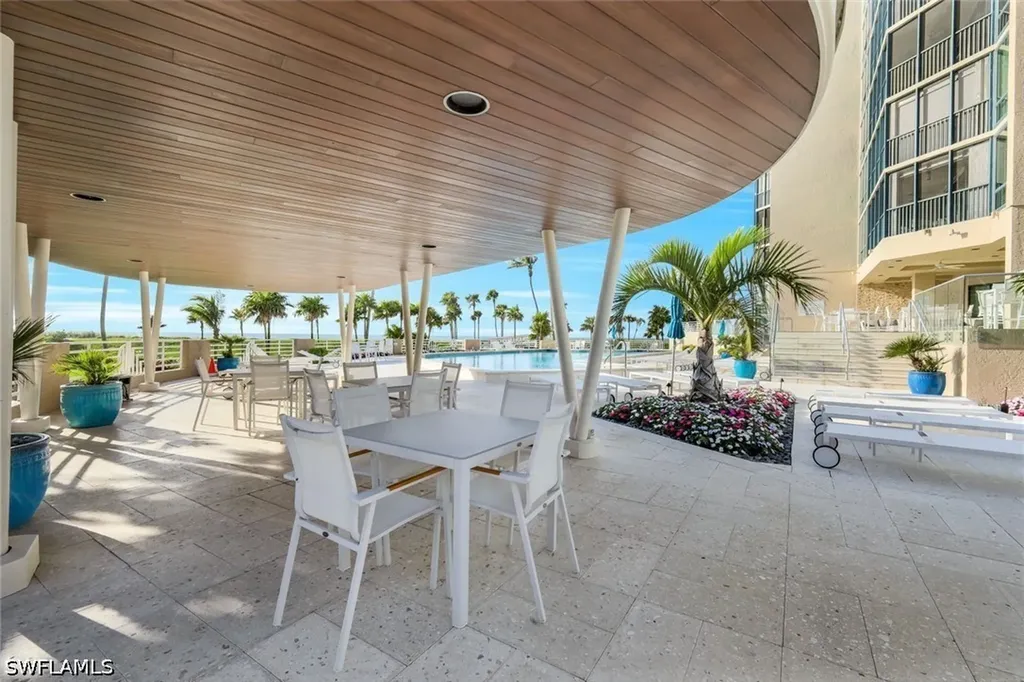 4651 Gulf Shore Boulevard N Naples FL 34103