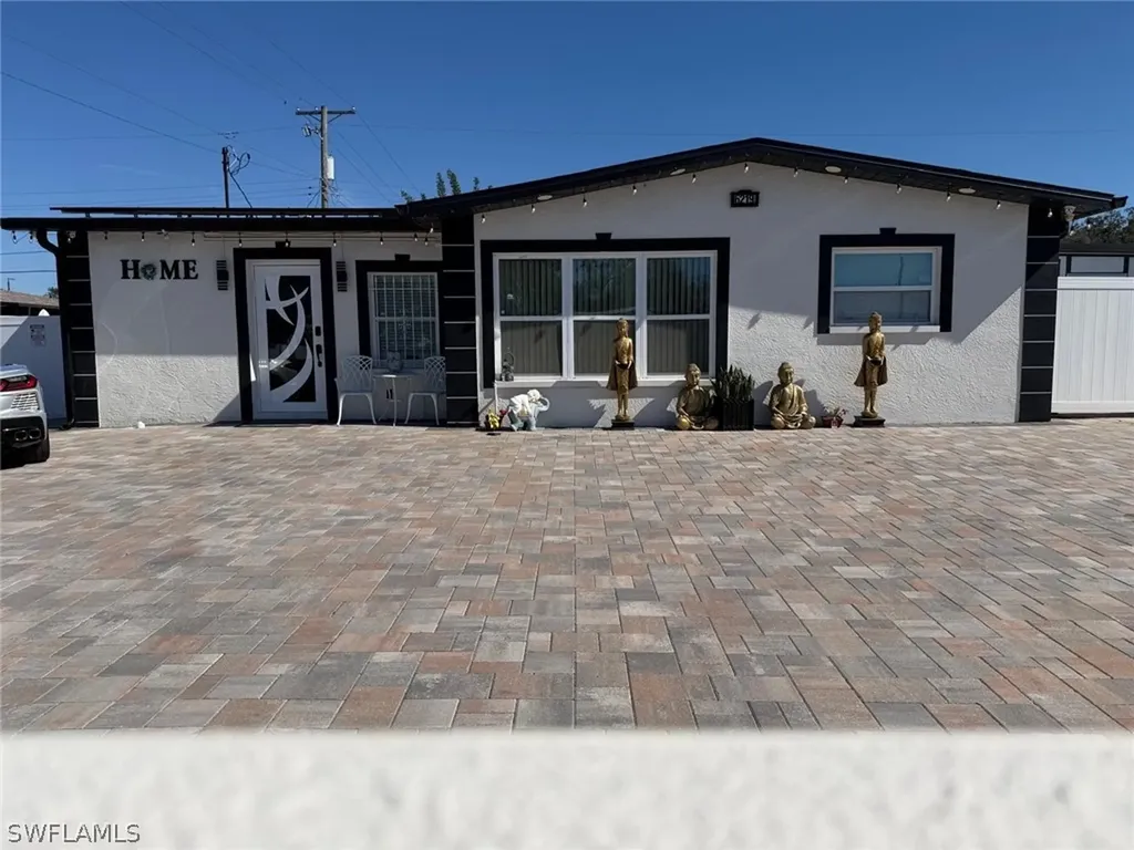 6219 Blossom Avenue Tampa FL 33614