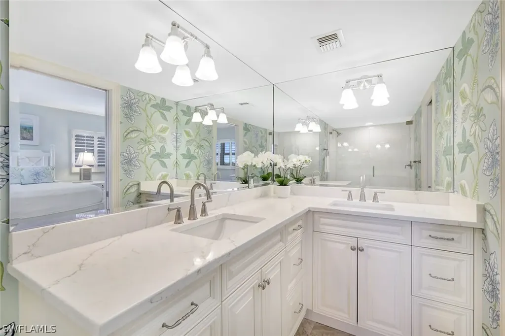 1919 Gulf Shore Boulevard N Naples FL 34102