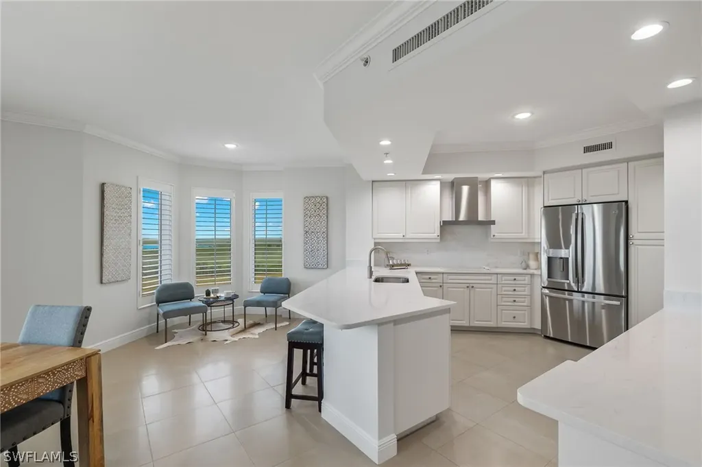 1060 Borghese Lane Naples FL 34114