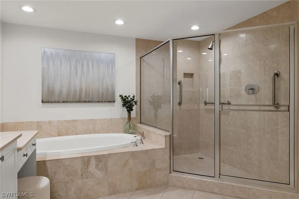 1060 Borghese Lane Naples FL 34114