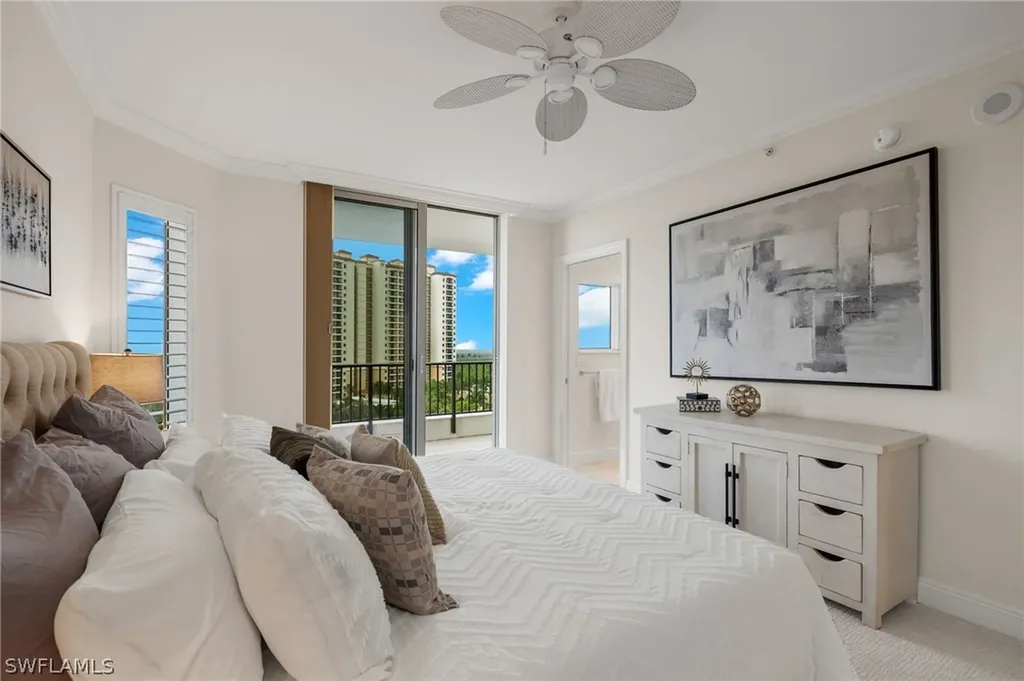 1060 Borghese Lane Naples FL 34114