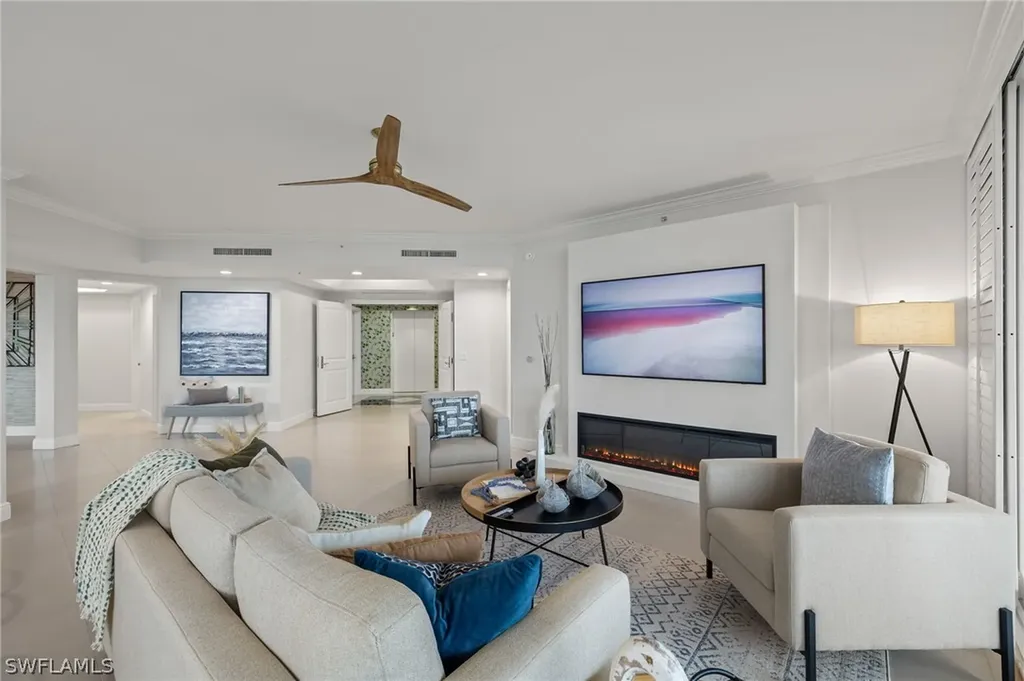 1060 Borghese Lane Naples FL 34114