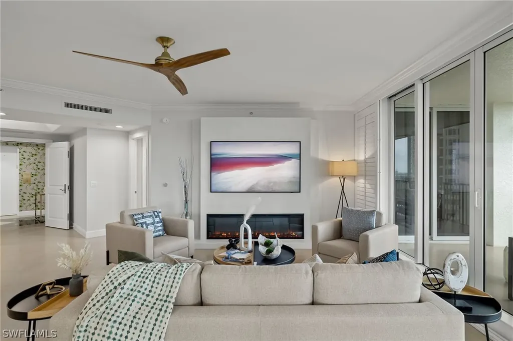 1060 Borghese Lane Naples FL 34114